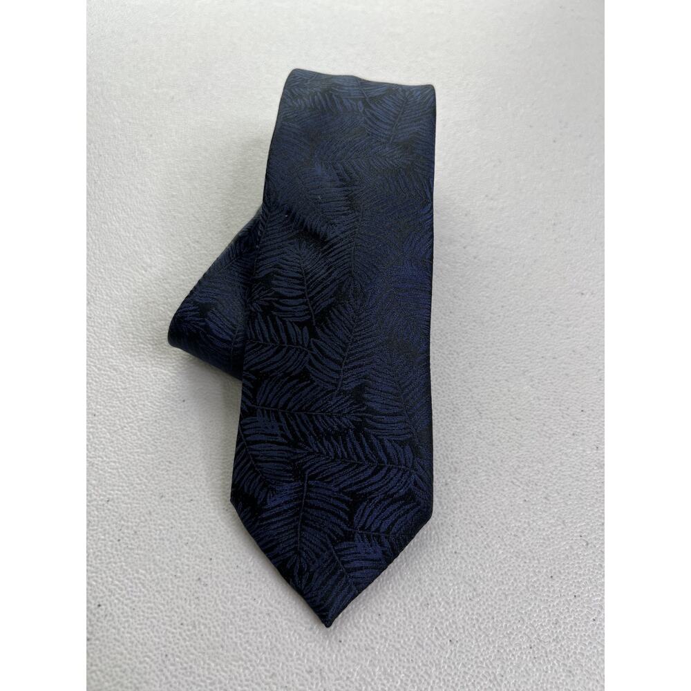 Joseph Abboud Blue, Black Floral Pattern 100% Silk Slim Tie NWT